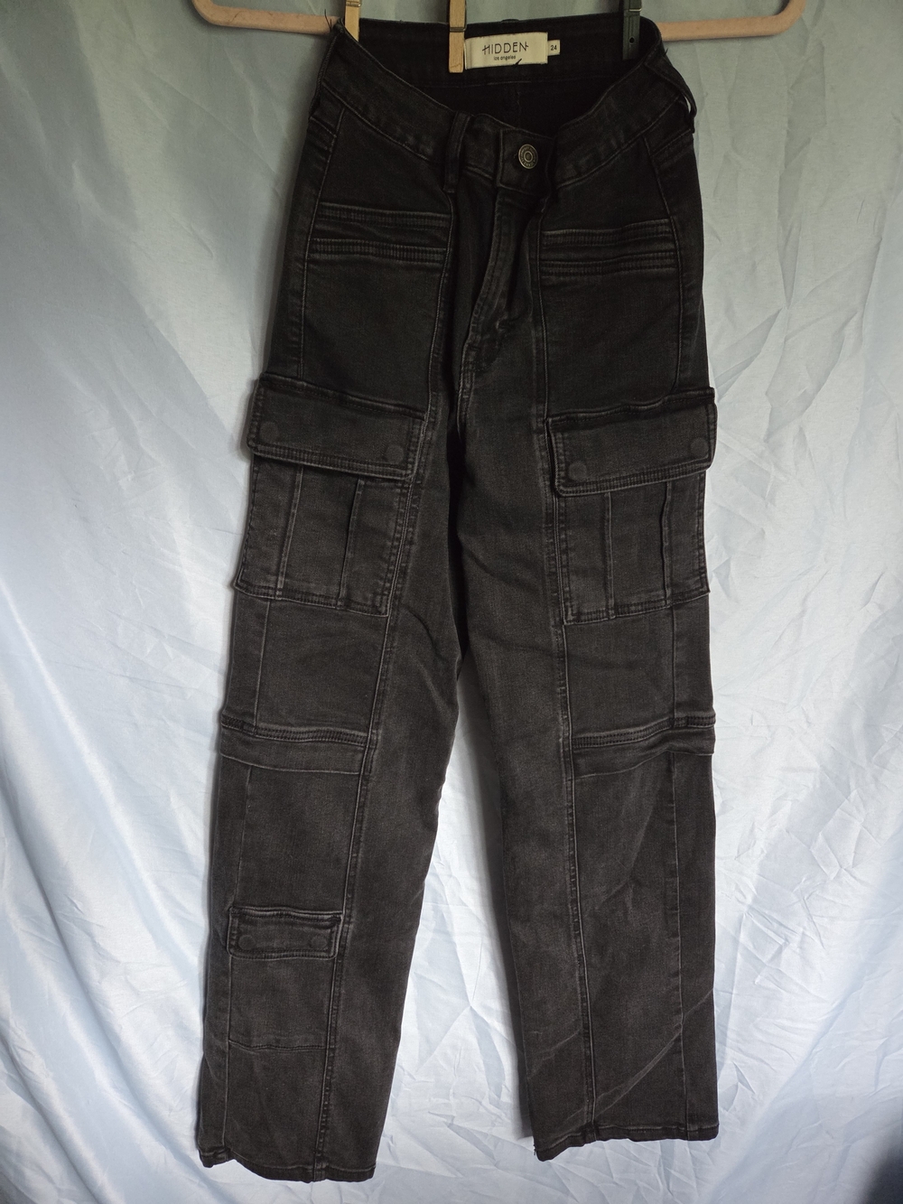Hidden Black Cargo Jeans for Women — High-Rise Utility Style